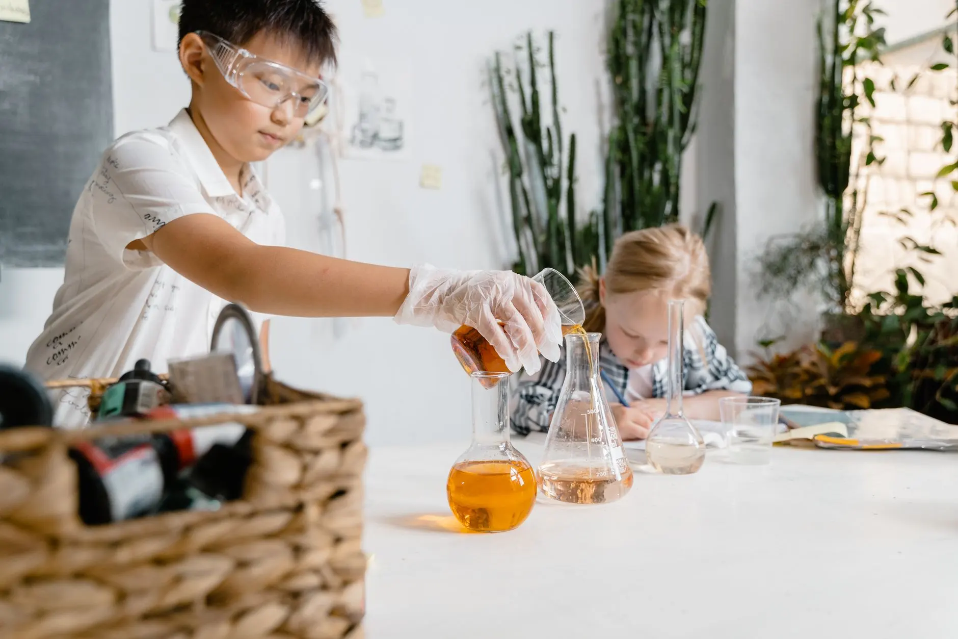 企业如何通过拼团与优惠券软件实现线上销售增长案例